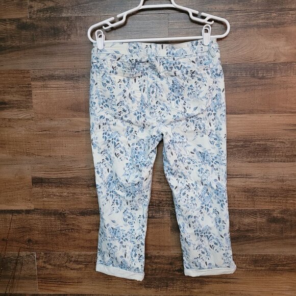 NYDJ Jeans Womens 8 P Floral Capri Mid Rise Cuffed Lift Tuck Tech Tummy Control - Picture 2 of 12